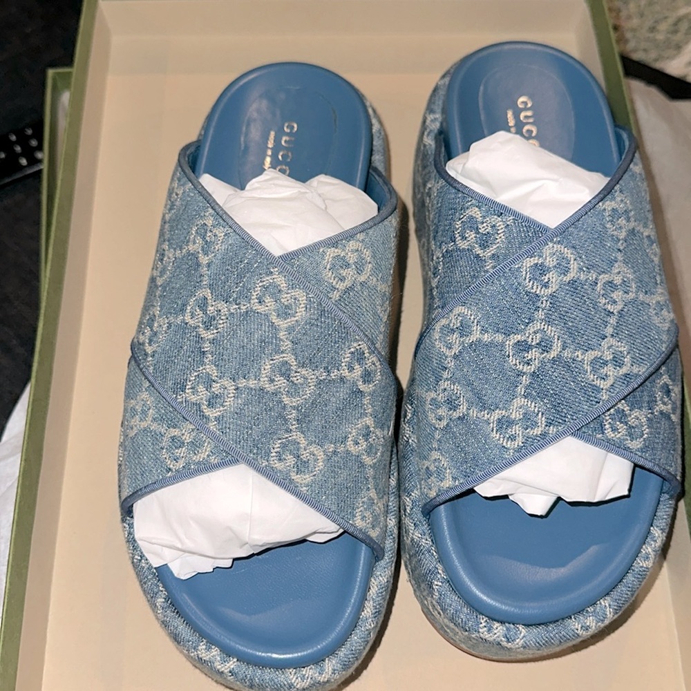 GG denim sandals | Gucci | light blue Avion GG Delave platform